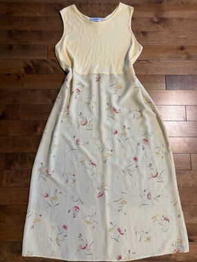 Vintage Pale Yellow Floral Maxi Dress